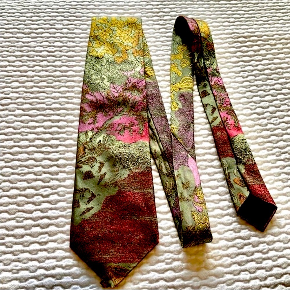 Italian silk tie from Alpi, floral & butterflies in pastel pink, yellow, green